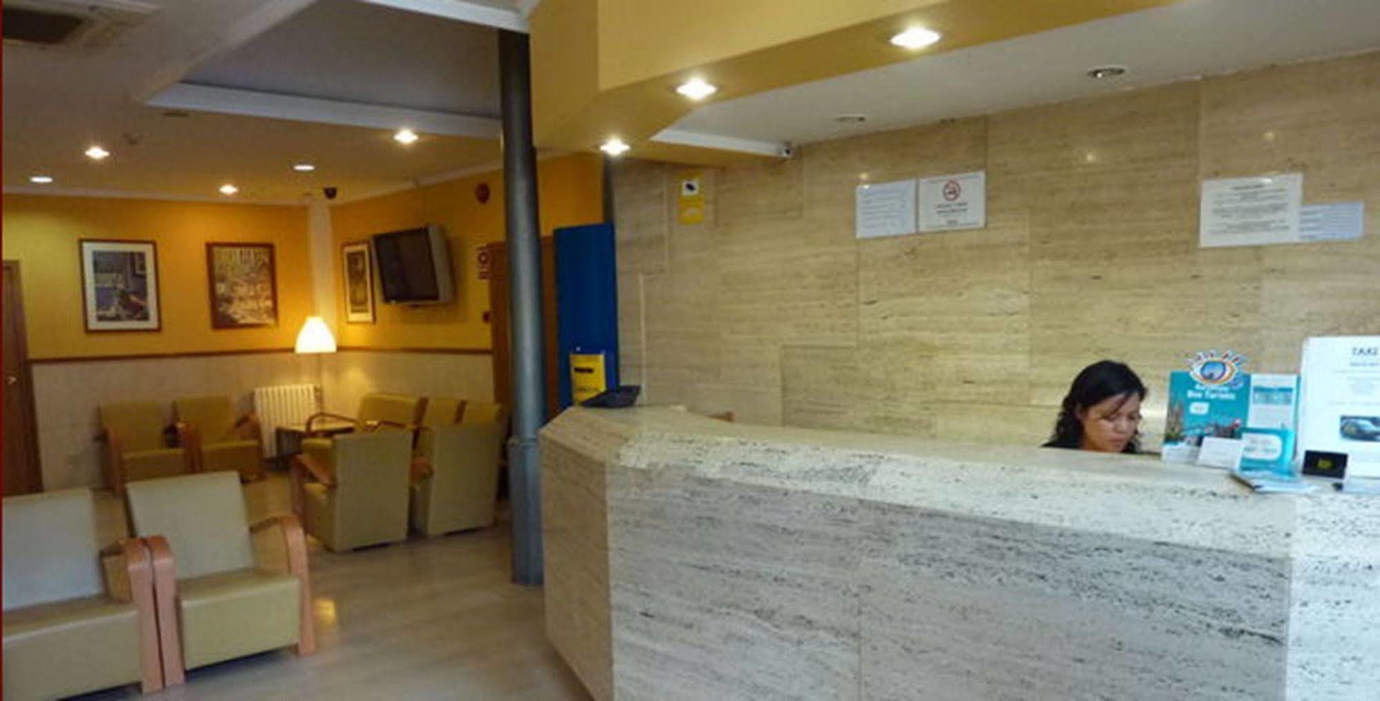 Hotell Roma Reial *